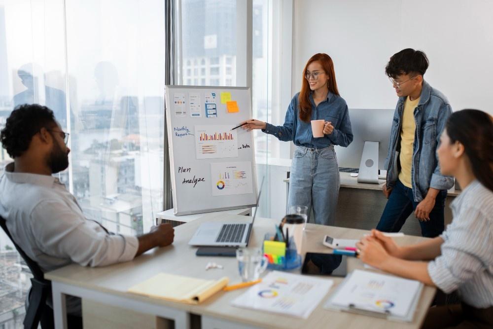 Marketing & Advertising